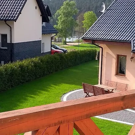 Nad Jeziorem Kaszuby Apartment *