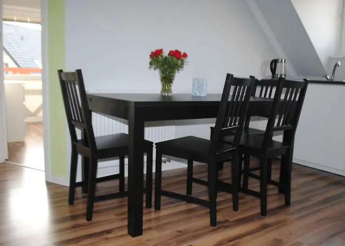 Nad Jeziorem Kaszuby * Golubie